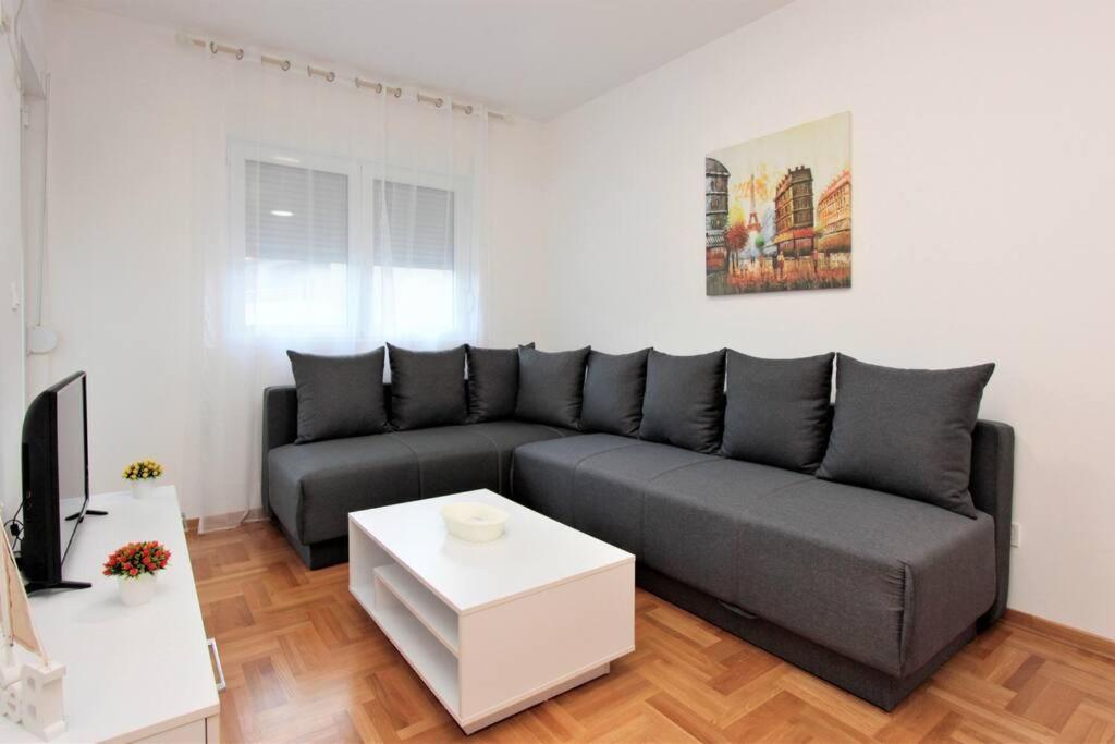 Brand New In Masline *