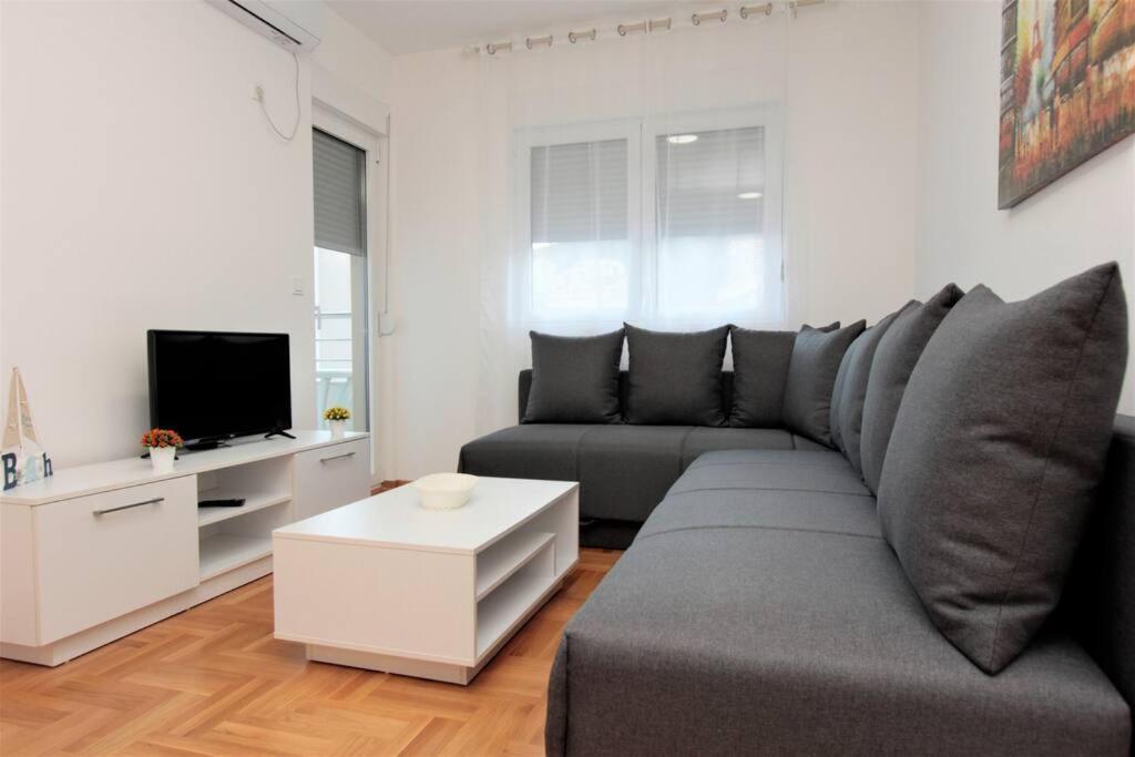 Brand New In Masline